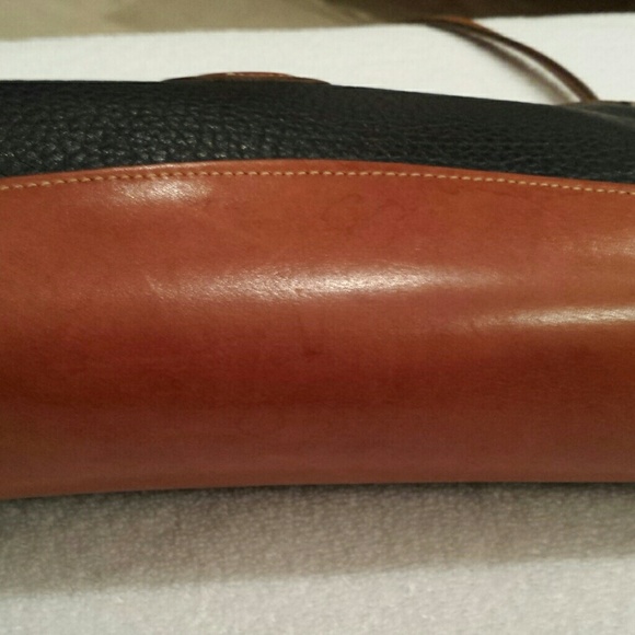 SOLD****Dooney Burke Shoulder Bag Navy - Picture 3 of 8